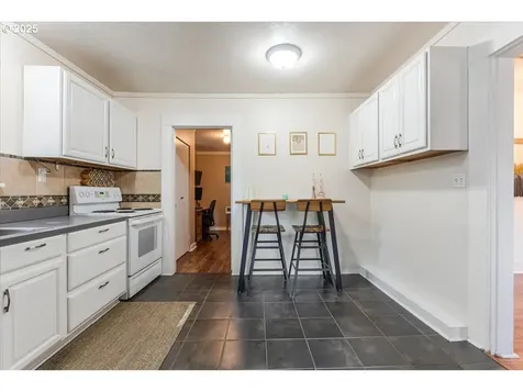 3227 NE 79th Avenue Portland OR 97213