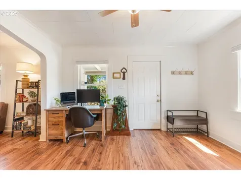 3227 NE 79th Avenue Portland OR 97213