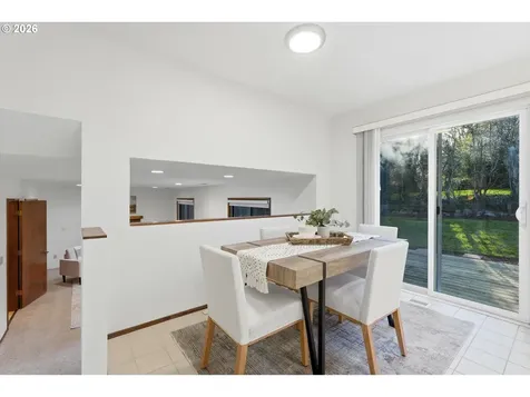 2901 Carriage Way West Linn OR 97068