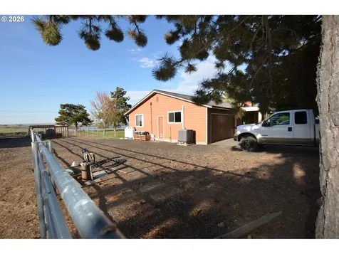 43765 Buckboard Trail Road Pendleton OR 97801