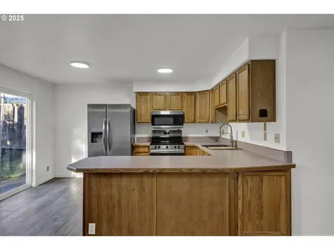76330 Rainbow Street Oakridge OR 97463