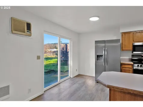 76330 Rainbow Street Oakridge OR 97463