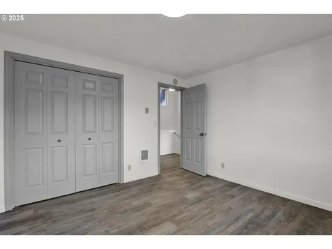 76330 Rainbow Street Oakridge OR 97463