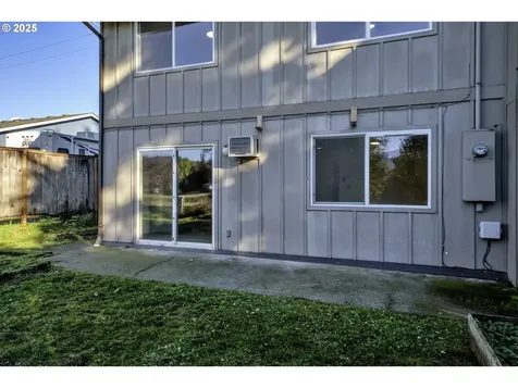 76330 Rainbow Street Oakridge OR 97463