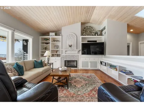 6404 NW Dogwood Drive Vancouver WA 98663