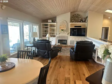 6404 NW Dogwood Drive Vancouver WA 98663