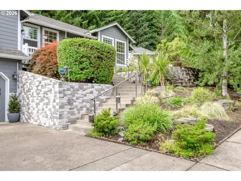 2120 Woodhaven Court NW Salem OR 97304