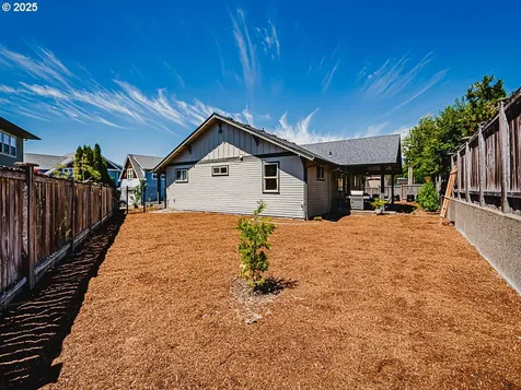 4306 NW 121st Circle Vancouver WA 98685