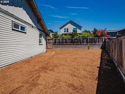 4306 NW 121st Circle Vancouver WA 98685