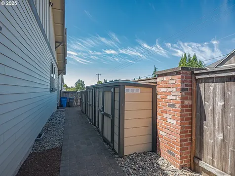 4306 NW 121st Circle Vancouver WA 98685