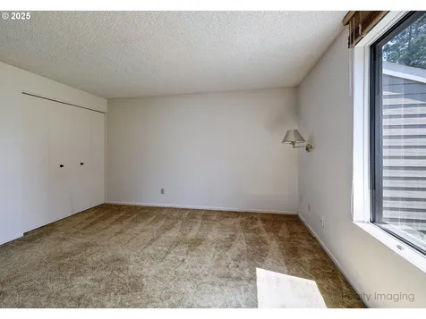 2051 Bonniebrae Drive Lake Oswego OR 97034