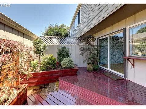 2051 Bonniebrae Drive Lake Oswego OR 97034