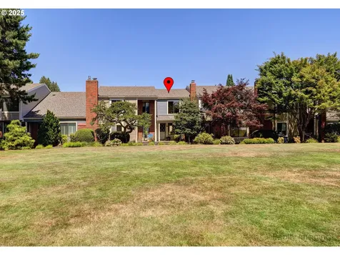 2051 Bonniebrae Drive Lake Oswego OR 97034