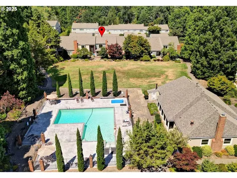 2051 Bonniebrae Drive Lake Oswego OR 97034