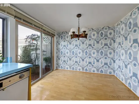 2051 Bonniebrae Drive Lake Oswego OR 97034
