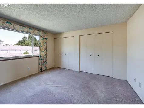 2051 Bonniebrae Drive Lake Oswego OR 97034
