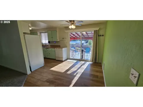 208 NE Darcie Way Myrtle Creek OR 97457