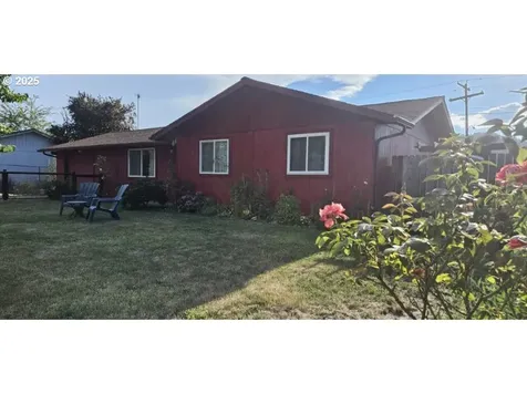 208 NE Darcie Way Myrtle Creek OR 97457