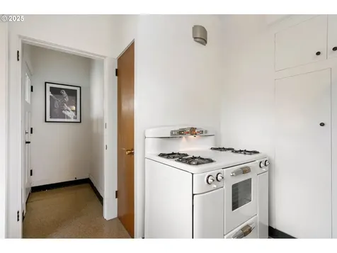 7221 SE Holgate Boulevard Portland OR 97206