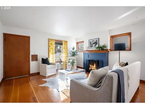 7221 SE Holgate Boulevard Portland OR 97206