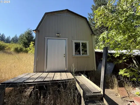 121 Cooke Road White Salmon WA 98672
