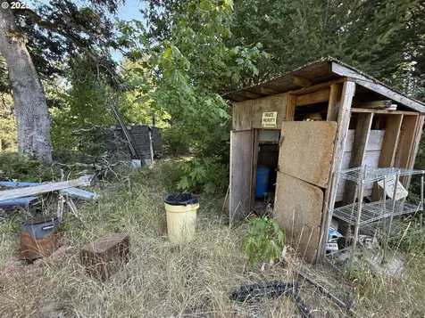 121 Cooke Road White Salmon WA 98672
