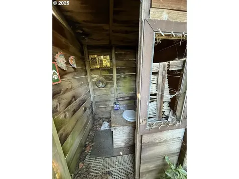 121 Cooke Road White Salmon WA 98672