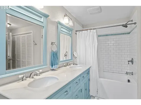 15520 NE 172nd Avenue Brush Prairie WA 98606