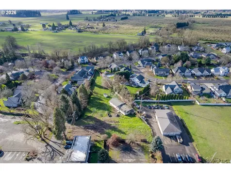 32633 W Mckenzie Street Eugene OR 97408