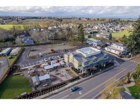 32633 W Mckenzie Street Eugene OR 97408