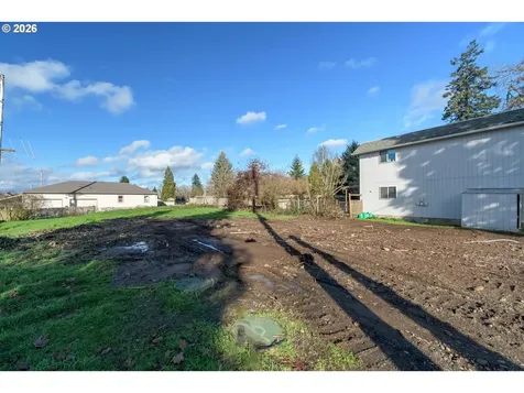 32633 W Mckenzie Street Eugene OR 97408