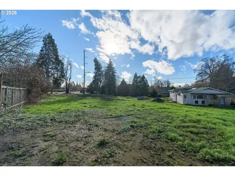 32633 W Mckenzie Street Eugene OR 97408