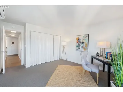 2221 SW 1st Avenue Portland OR 97201
