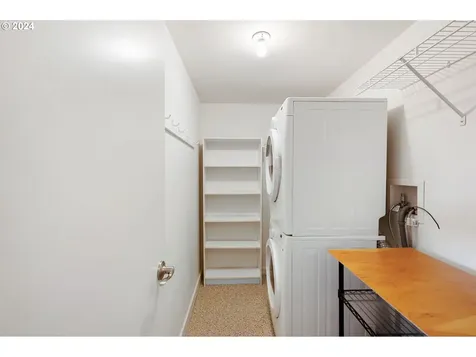 2221 SW 1st Avenue Portland OR 97201