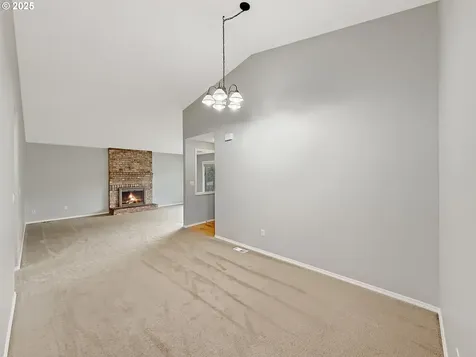 573 SE 73rd Avenue Hillsboro OR 97123
