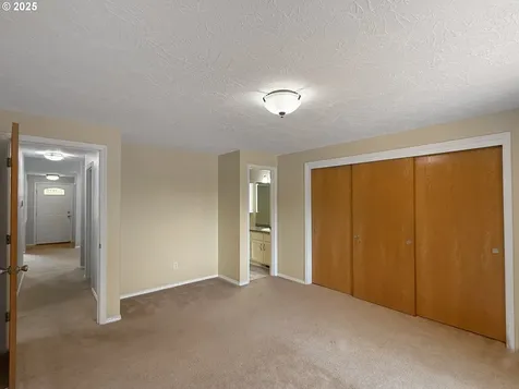 573 SE 73rd Avenue Hillsboro OR 97123