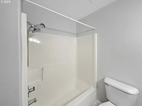 573 SE 73rd Avenue Hillsboro OR 97123
