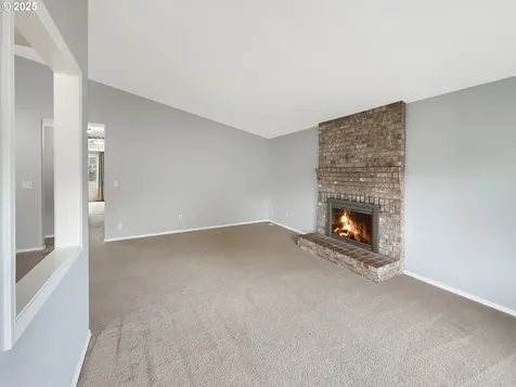 573 SE 73rd Avenue Hillsboro OR 97123