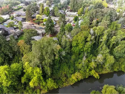 913 SE Angella Court Mcminnville OR 97128