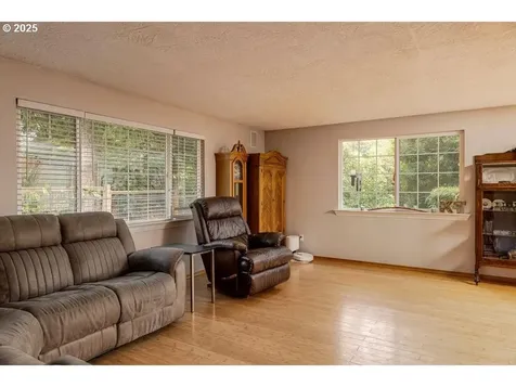 913 SE Angella Court Mcminnville OR 97128
