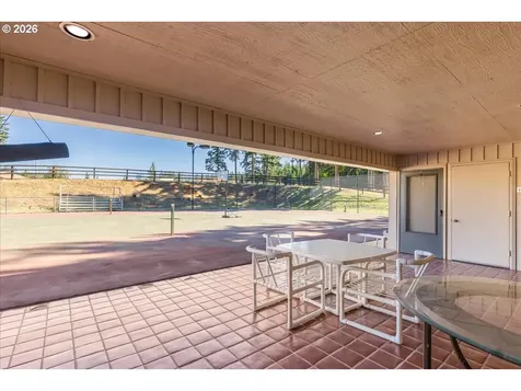 22396 S Parrot Creek Road Oregon City OR 97045