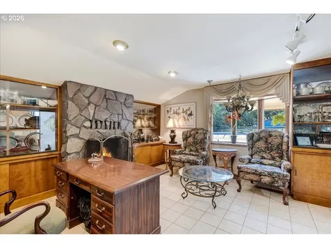 22396 S Parrot Creek Road Oregon City OR 97045