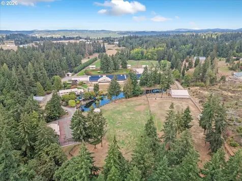 22396 S Parrot Creek Road Oregon City OR 97045
