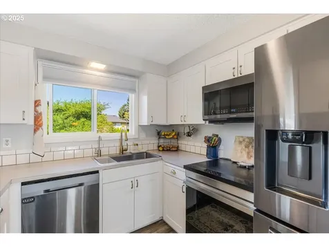 18741 Allegheny Drive Oregon City OR 97045