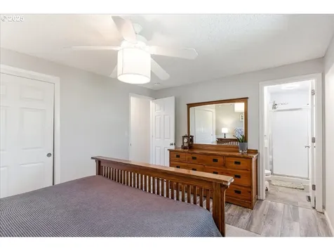 18741 Allegheny Drive Oregon City OR 97045