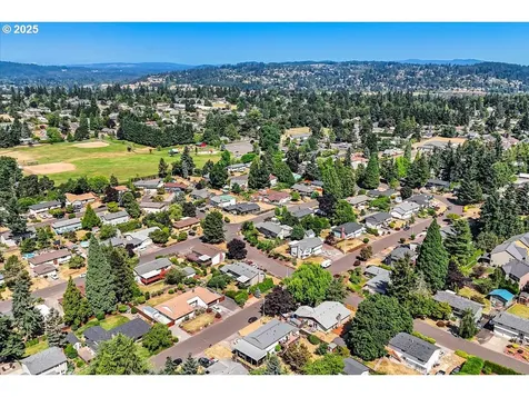 18741 Allegheny Drive Oregon City OR 97045