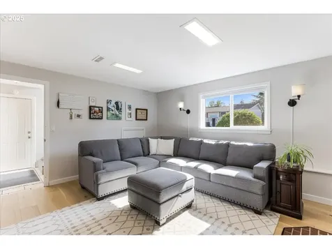 18741 Allegheny Drive Oregon City OR 97045