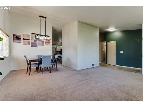 549 Gilfry Avenue Creswell OR 97426