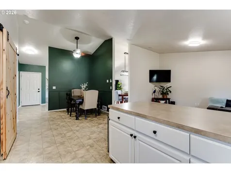 549 Gilfry Avenue Creswell OR 97426