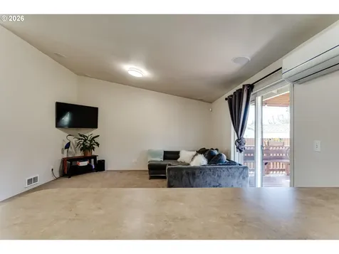 549 Gilfry Avenue Creswell OR 97426